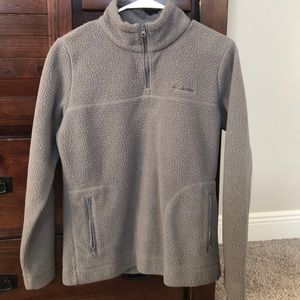 Columbia sweatshirt. Gray and Size Small.